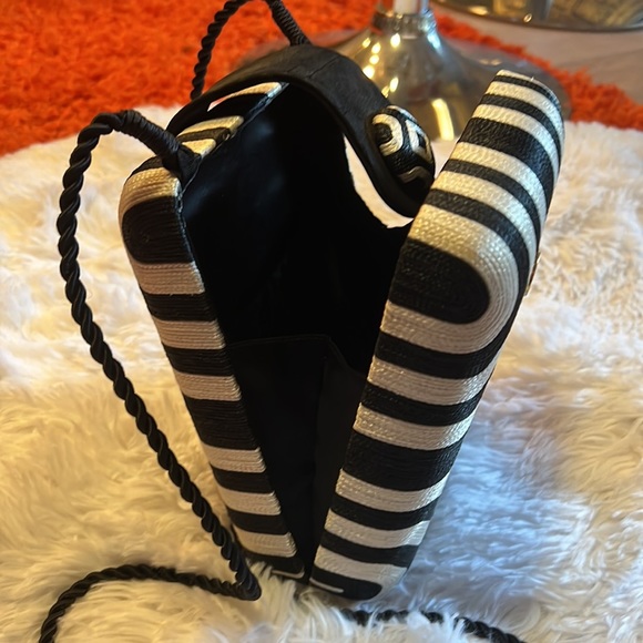 Never used great condition - Picture 2 of 3